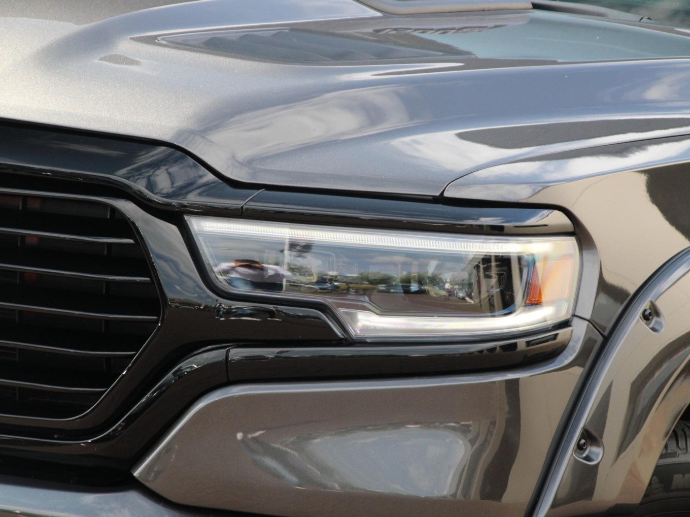 Dodge Ram 1500 5.7 V8 Crew Cab Limited Night Edition — foto 3 van 78
