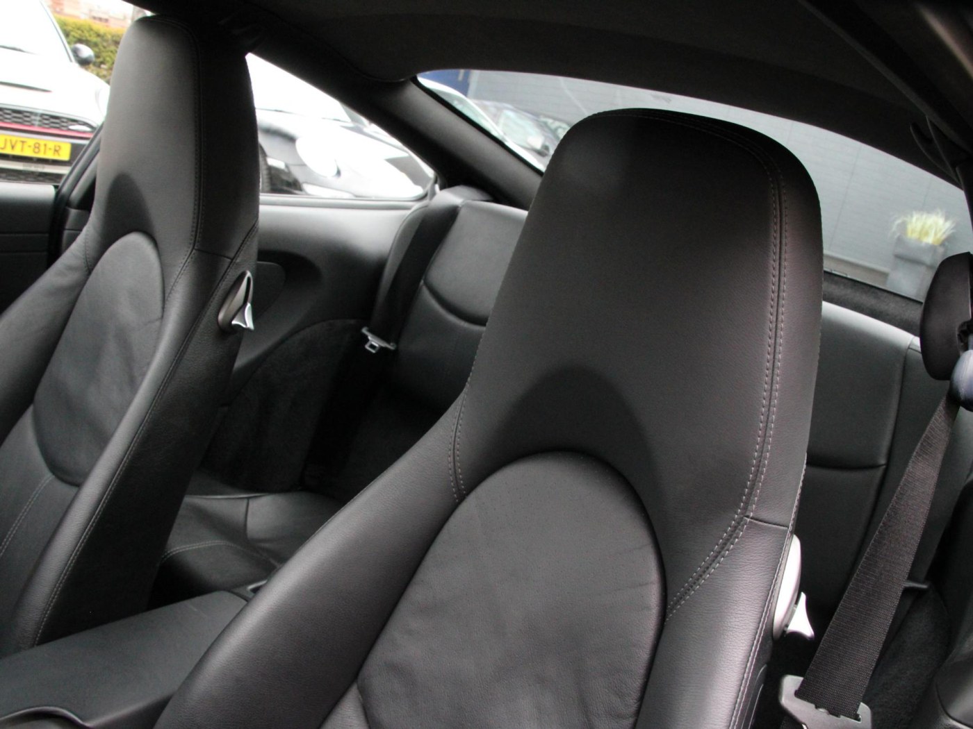 Porsche 911 3.6 Carrera — foto 10 van 19