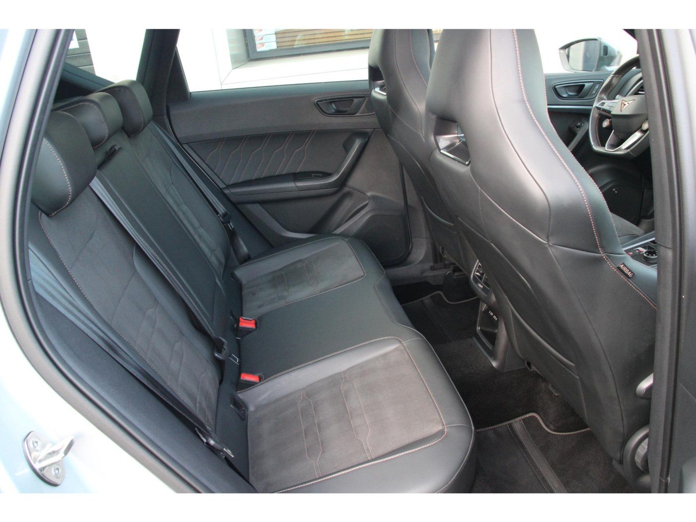 CUPRA Ateca 2.0 TSI 4DRIVE | Trekhaak | BEATS | Pano | — foto 38 van 58