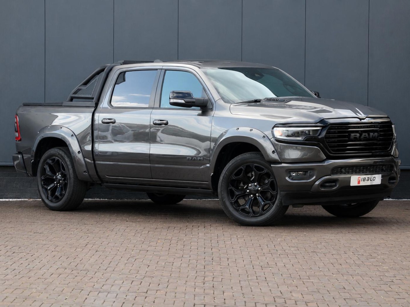 Dodge Ram 1500 5.7 V8 Crew Cab Limited Night Edition — foto 74 van 78