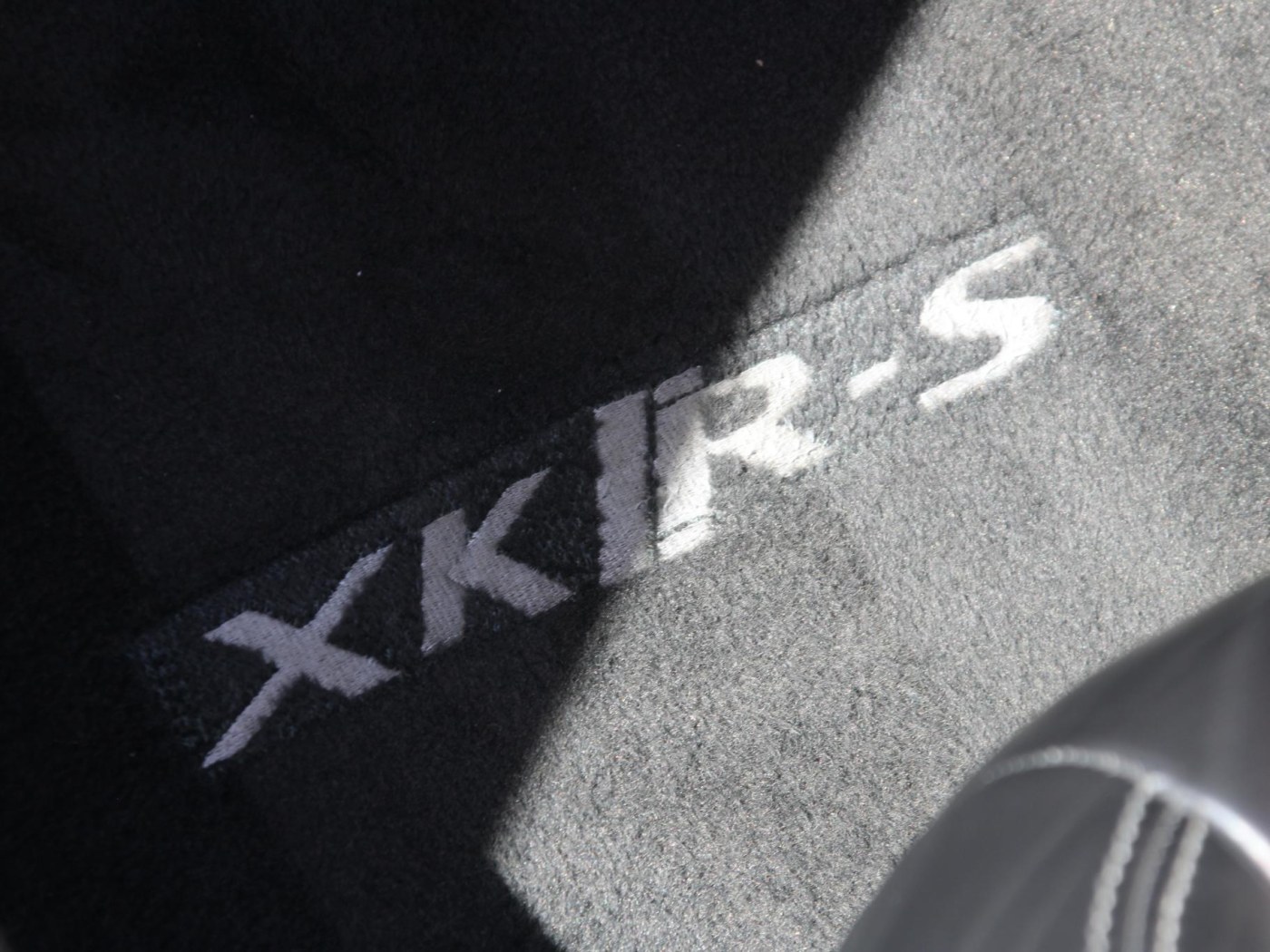 Jaguar XKR-S 4.2 V8 Coupé — foto 50 van 71