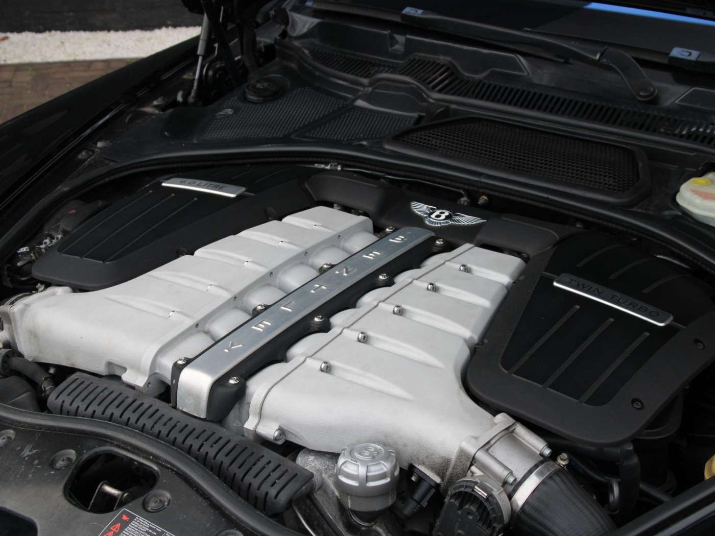 Bentley Continental GT 6.0 W12 — foto 25 van 52