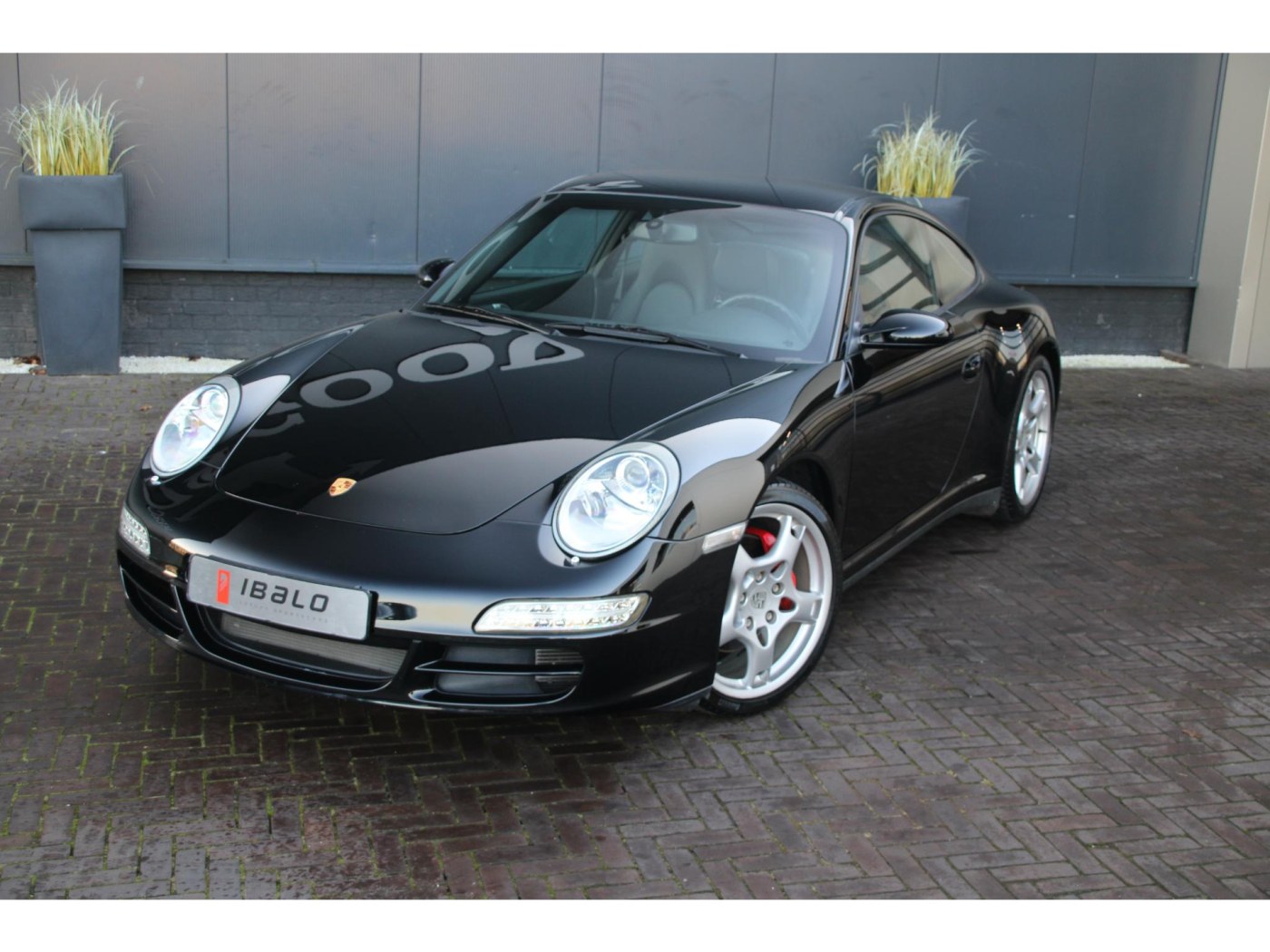 Porsche 911 3.6 Carrera 4 — foto 27 van 38