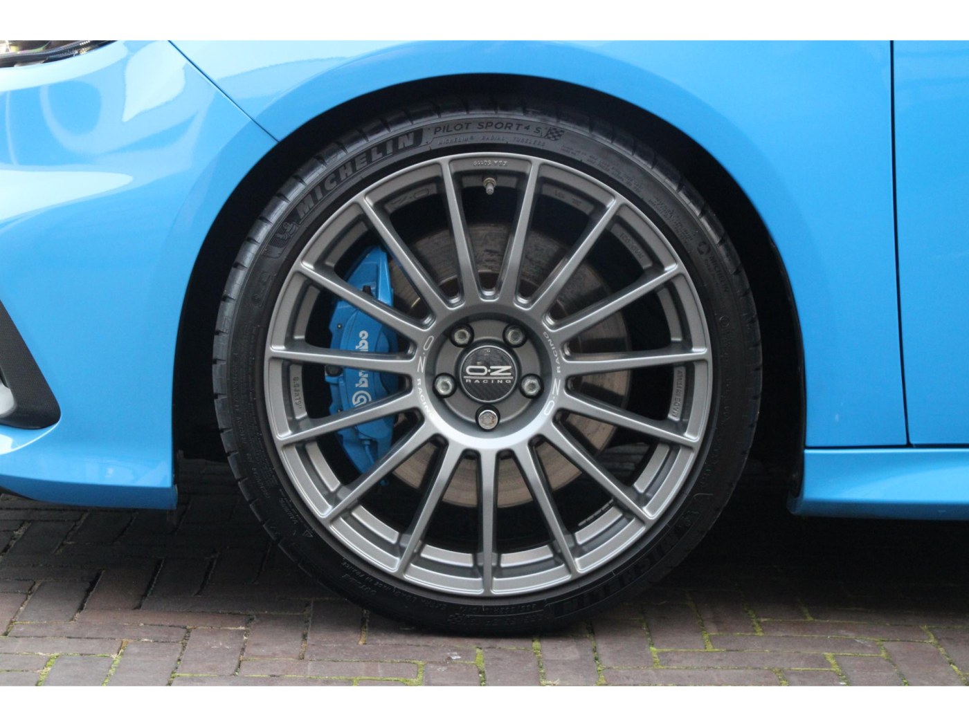 Ford Focus 2.3 RS — foto 33 van 46