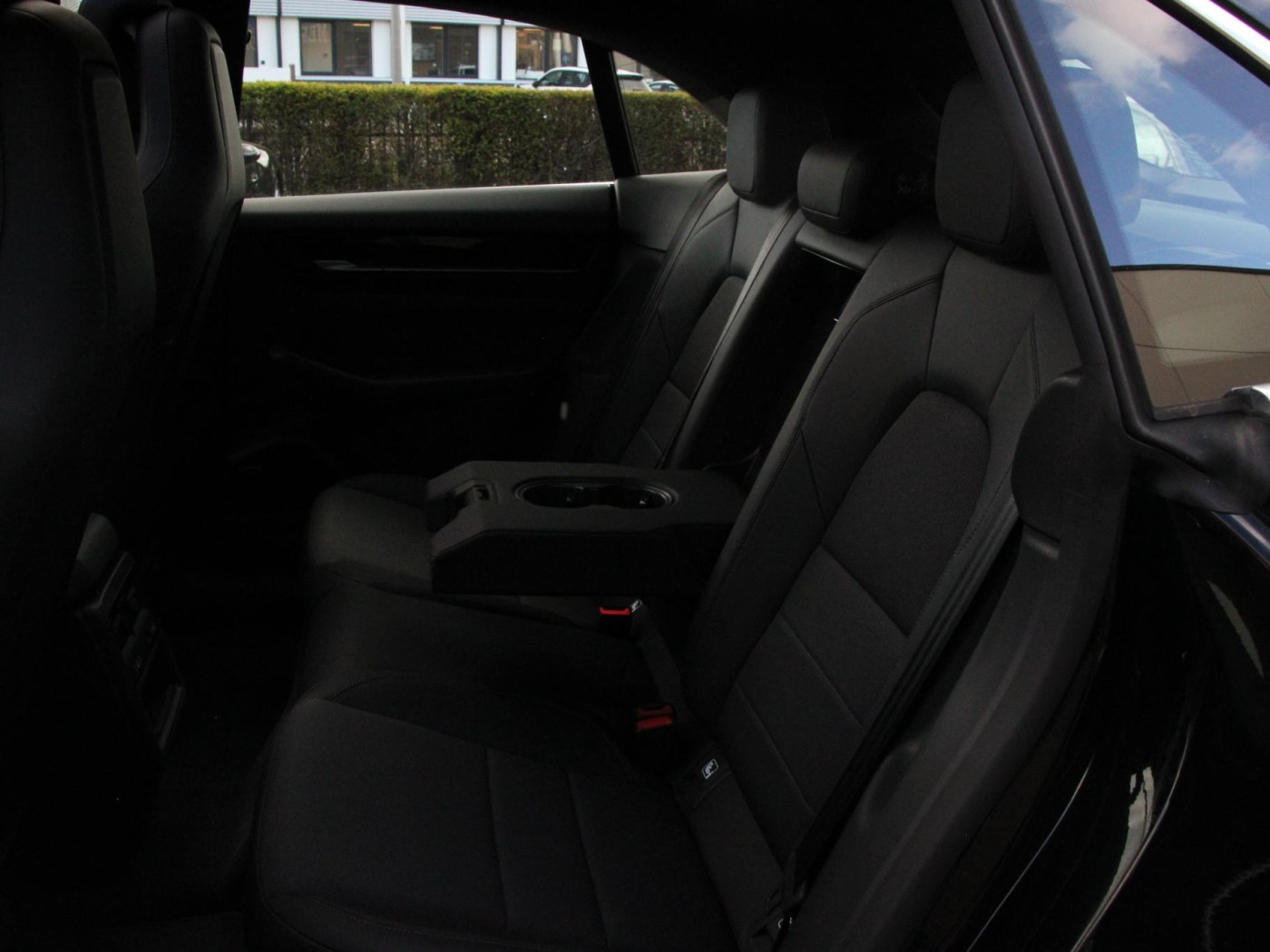Porsche Macan 4 S 100 kWh — foto 42 van 50