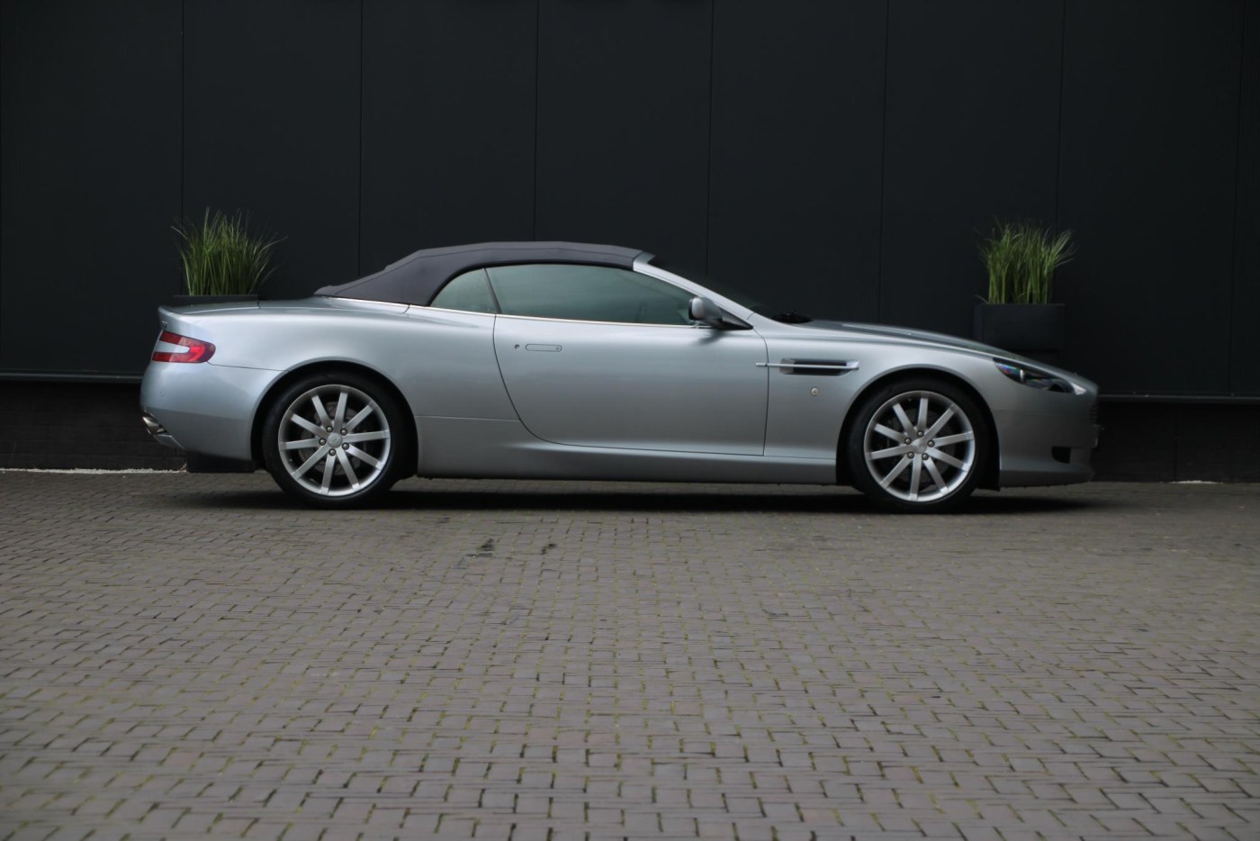Aston Martin DB9 Volante 5.9 V12 Touchtronic — foto 20 van 33