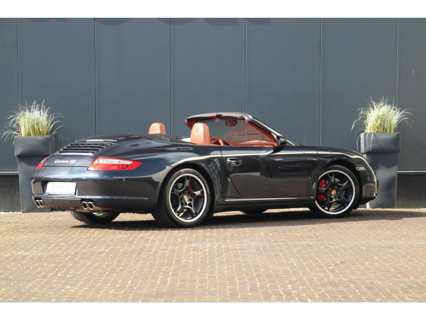 Porsche 911 Carrera 4S Cabrio | BTW | PCCM+ | Youngtimer | — foto 2 van 39
