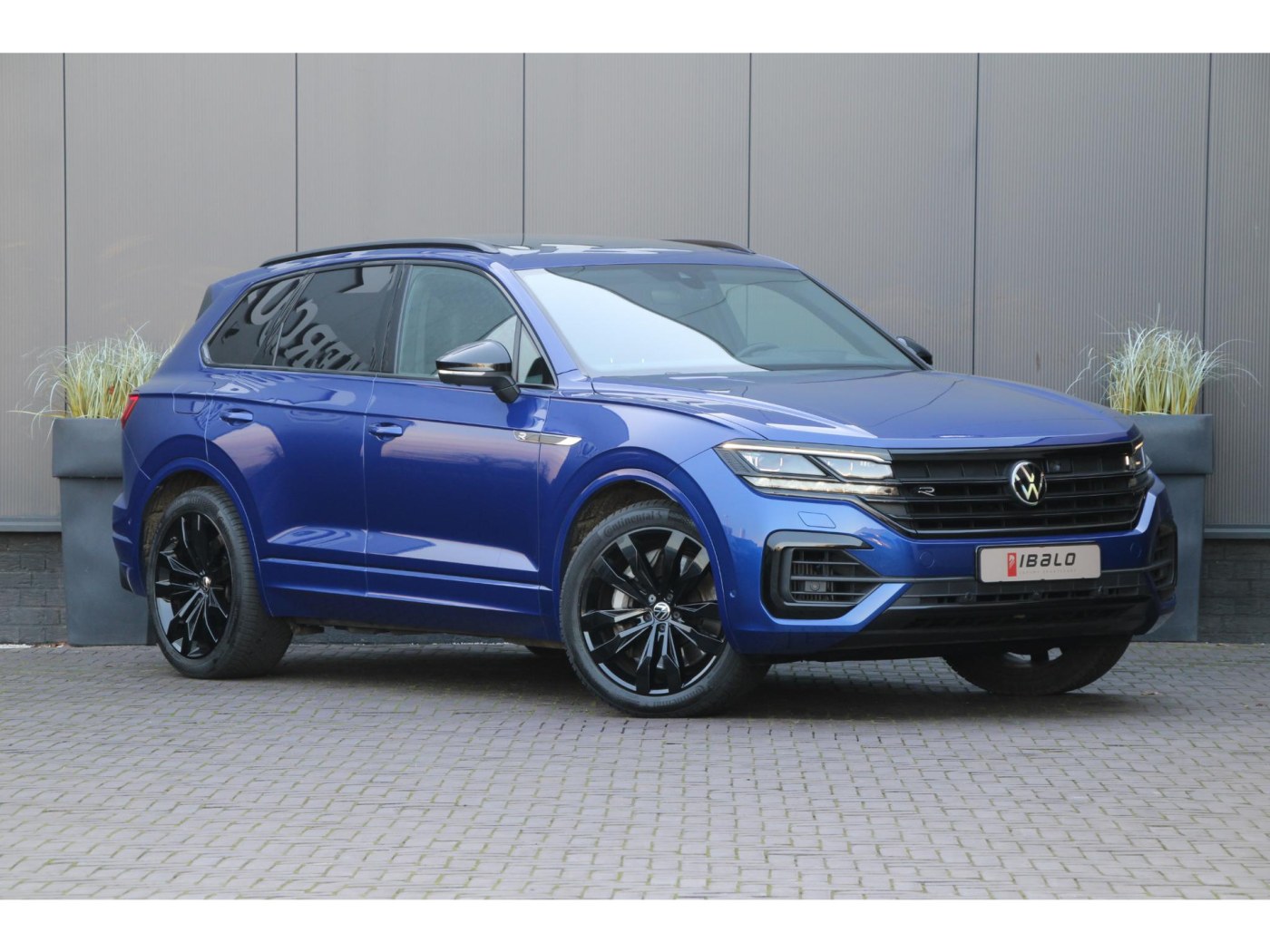 Volkswagen Touareg R 4Motion — foto 28 van 64
