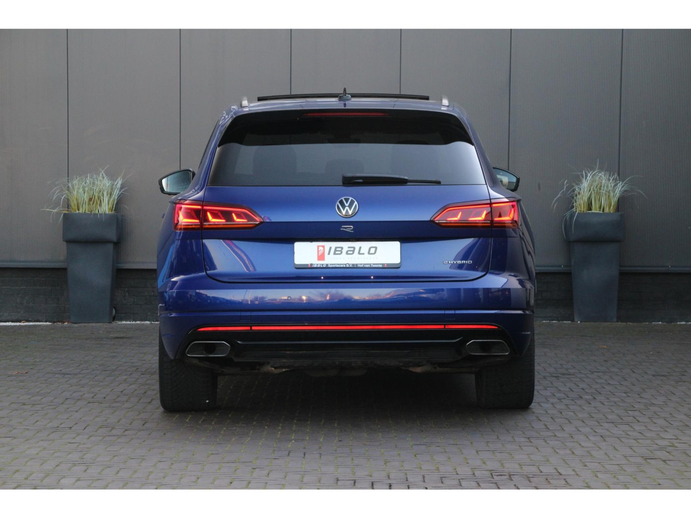 Volkswagen Touareg R 4Motion — foto 37 van 64