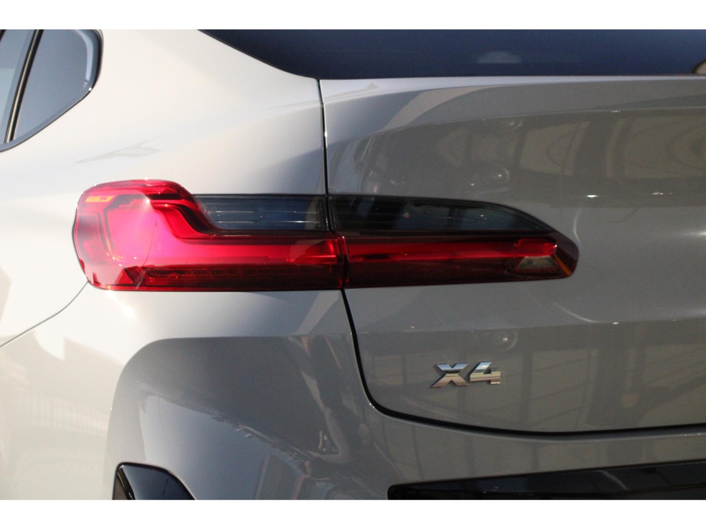 BMW X4 M40i High Executive — foto 37 van 48