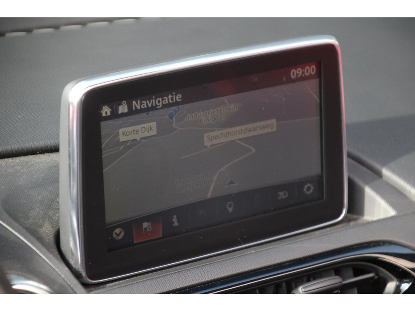 Mazda MX-5 1.5 SkyActiv-G 131 GT-M — foto 16 van 28