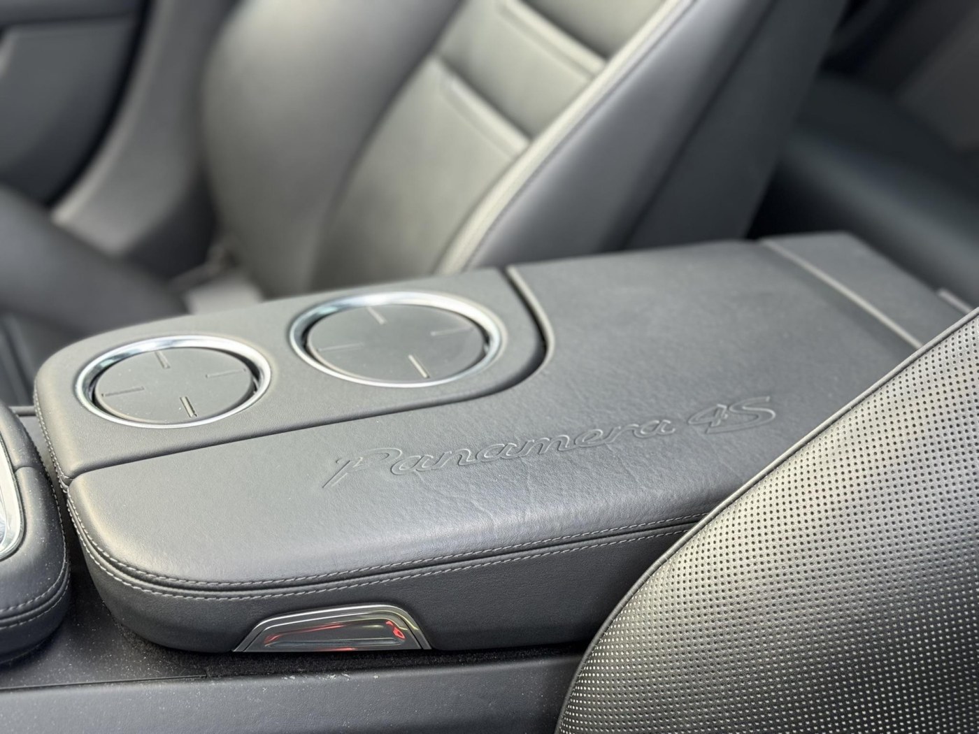 Porsche Panamera ST 4S E-Hybrid — foto 57 van 59
