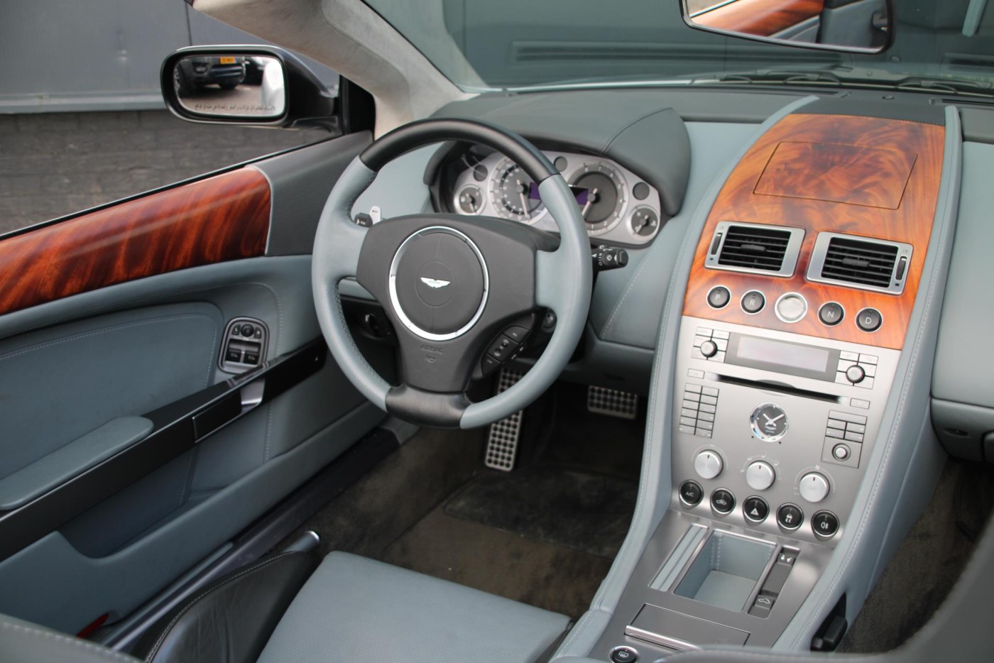 Aston Martin DB9 Volante 5.9 V12 Touchtronic — foto 3 van 33