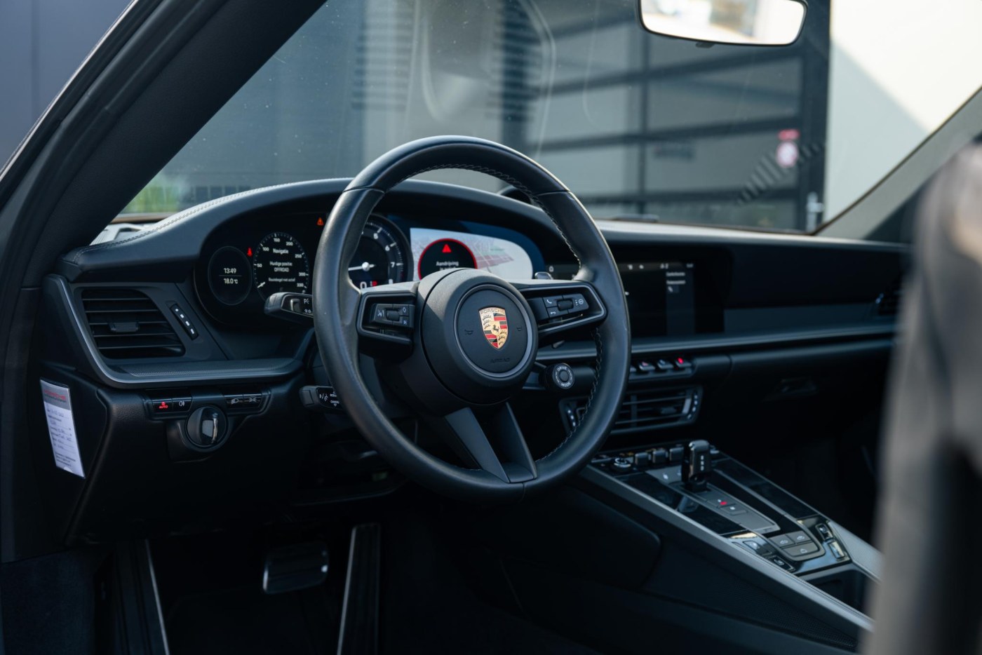 Porsche 911 Carrera S Cabrio (992) 450pk — foto 67 van 88