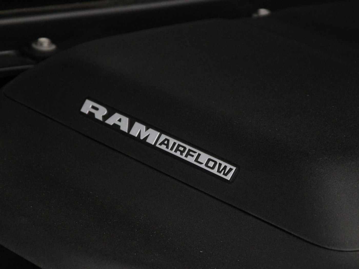 Dodge Ram 1500 5.7 V8 4x4 Crew Cab Laramie G/T — foto 53 van 56