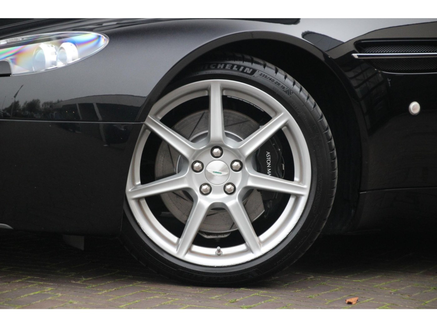 Aston Martin V8 Vantage V8 — foto 6 van 49