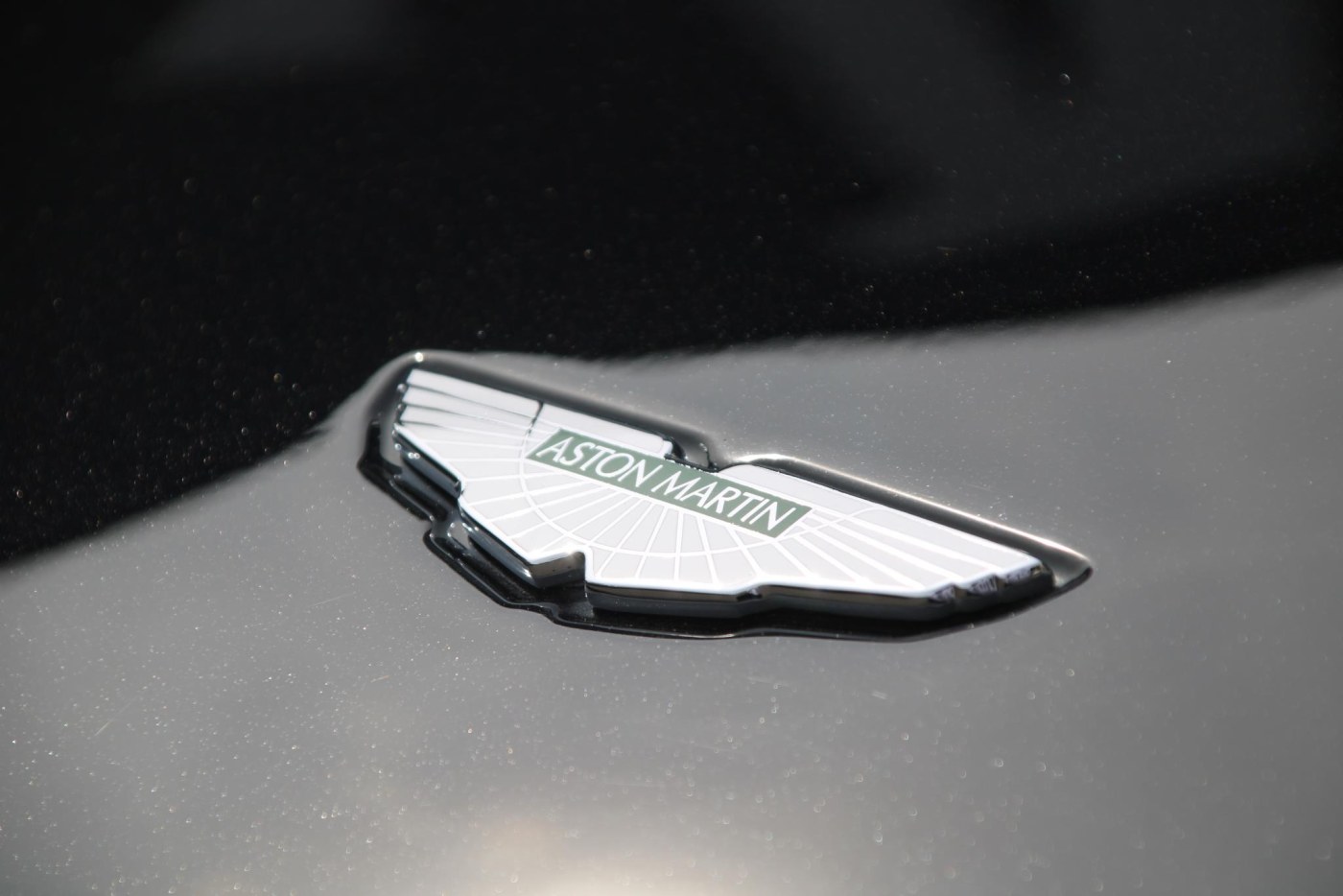 Aston Martin DB9 V12 Touchtronic — foto 15 van 39
