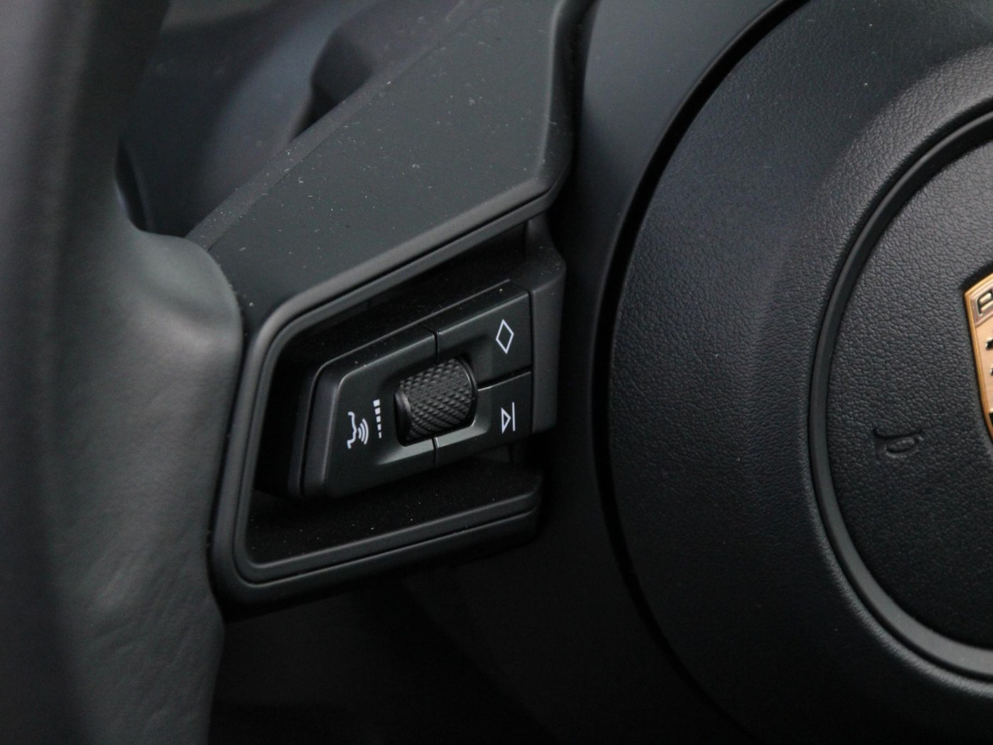 Porsche Macan 4 S 100 kWh — foto 37 van 50