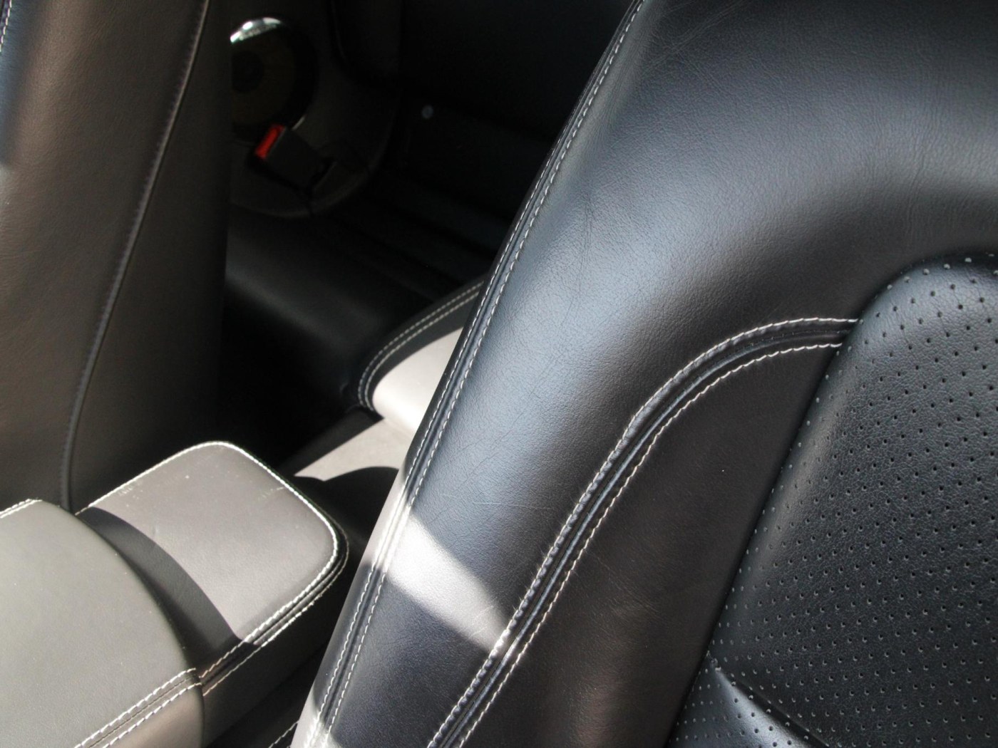 Jaguar XKR-S 4.2 V8 Coupé — foto 16 van 71