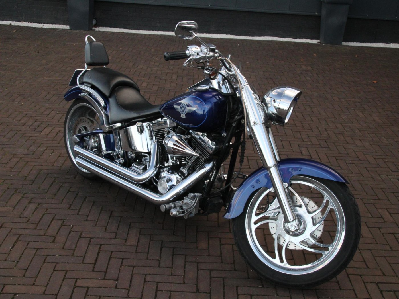 Harley Davidson 88 FLSTFI Fat Boy — foto 15 van 32