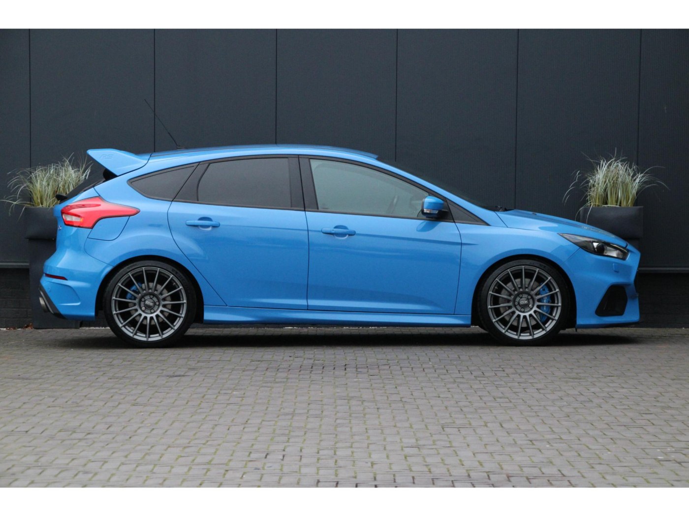 Ford Focus 2.3 RS — foto 38 van 46