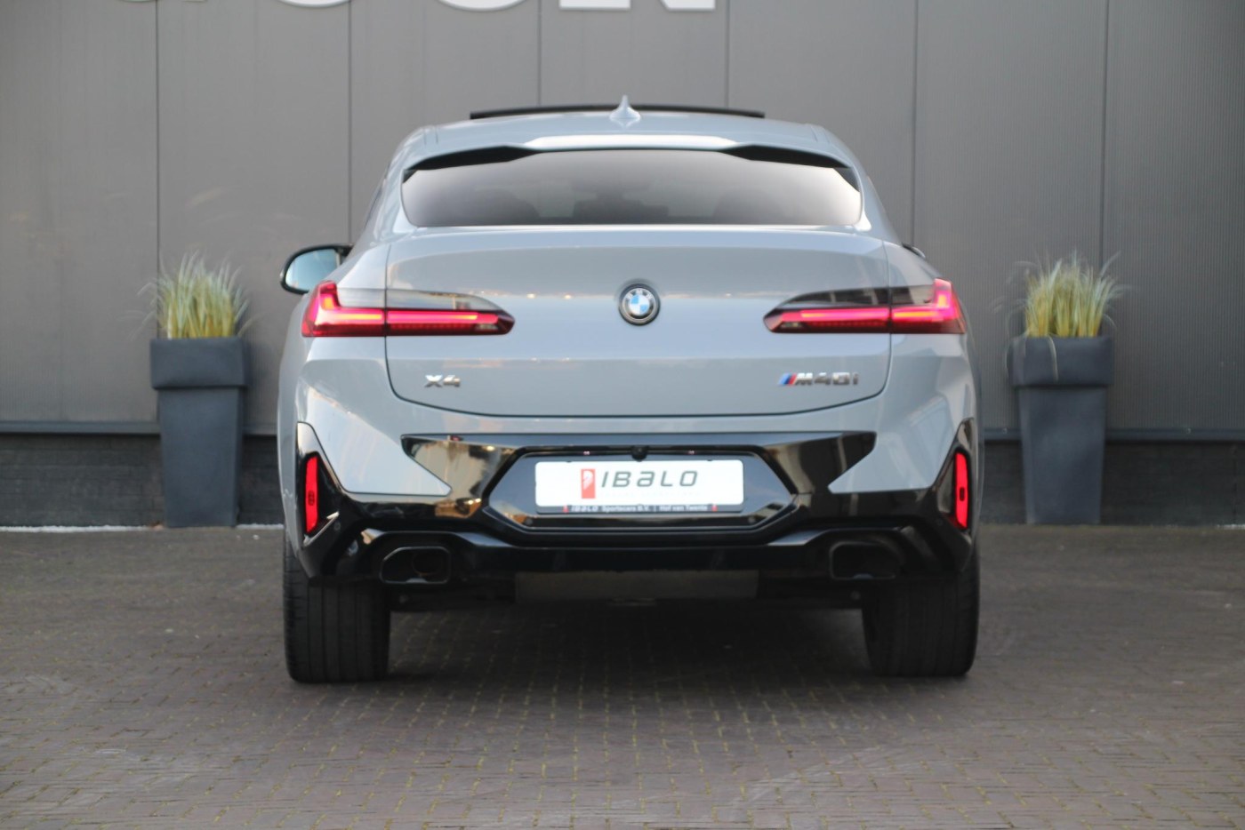BMW X4 M40i High Executive — foto 14 van 48