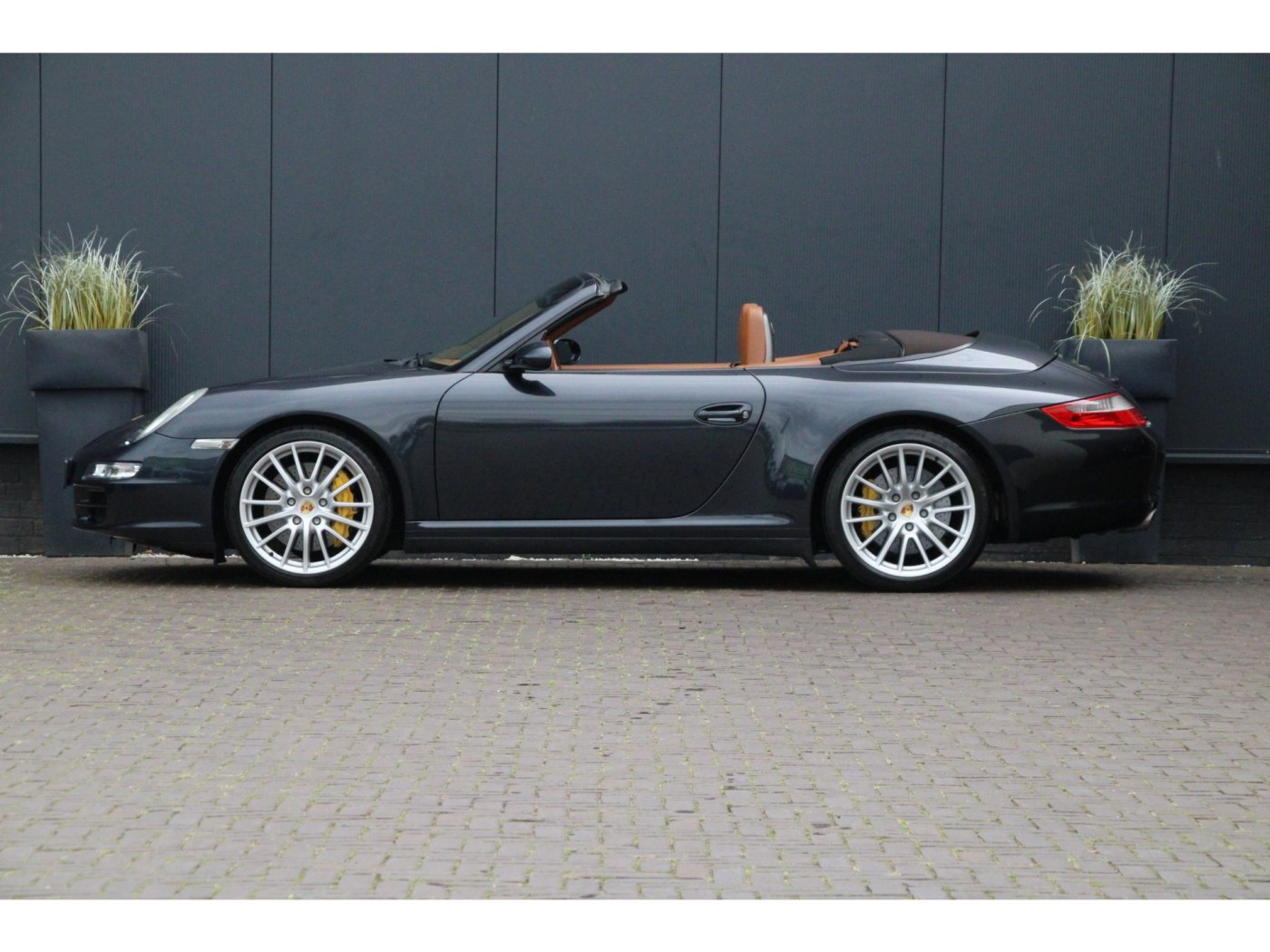 Porsche 911 Cabrio 3.8 Carrera 4S (997) — foto 40 van 40