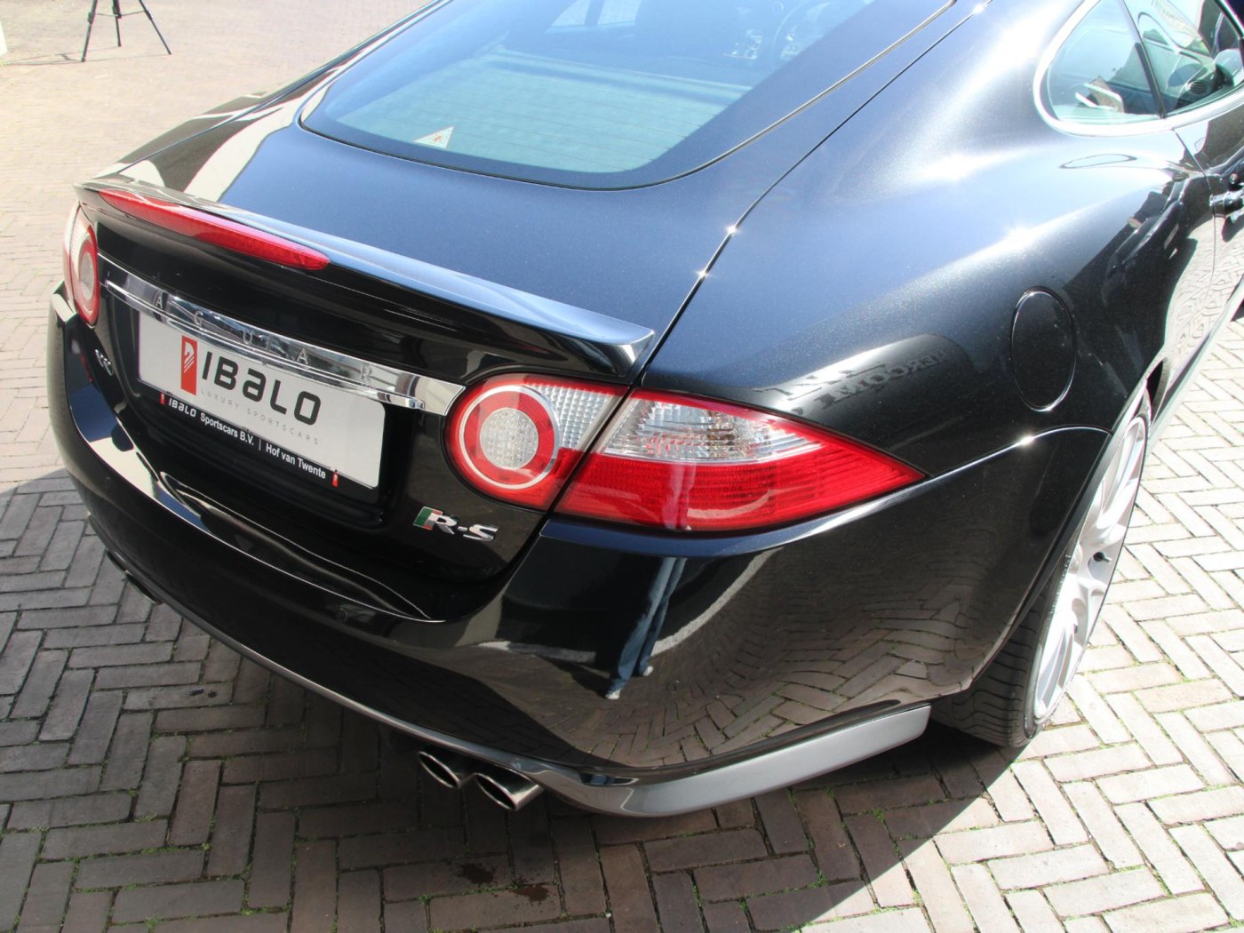 Jaguar XKR-S 4.2 V8 Coupé — foto 23 van 71