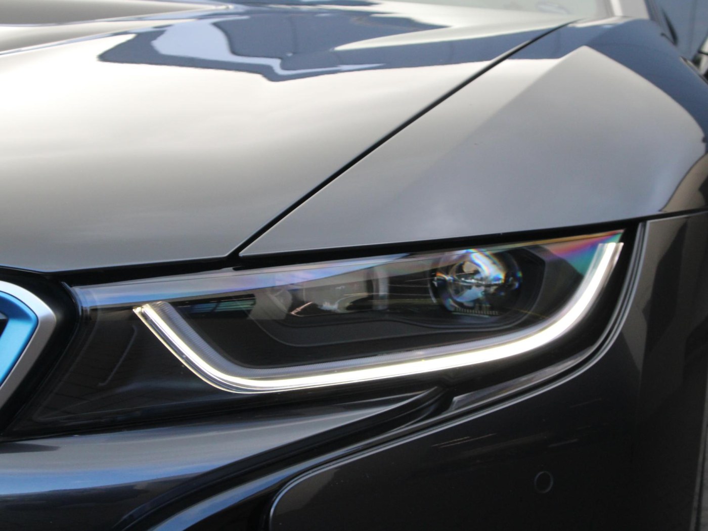 BMW i8 Pure Impulse — foto 32 van 56