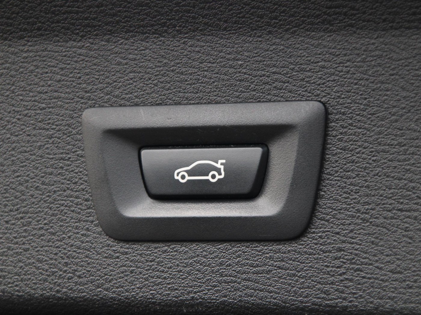 BMW X1 sDrive20i SportLine — foto 20 van 43