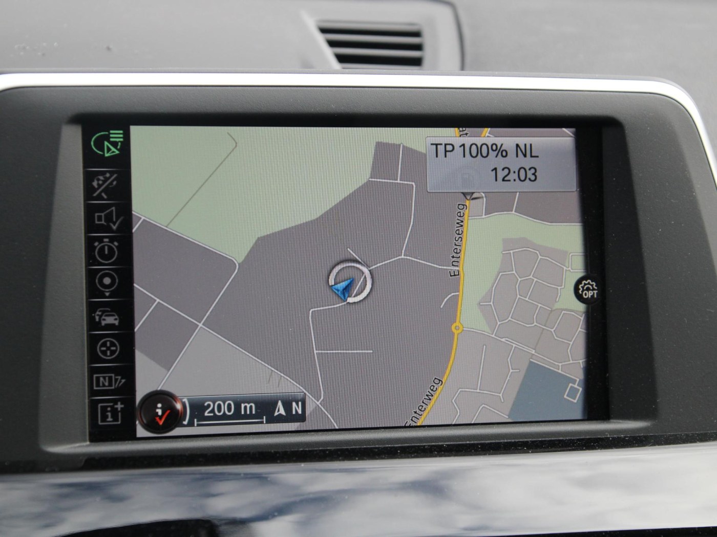BMW X1 sDrive20i SportLine — foto 17 van 43