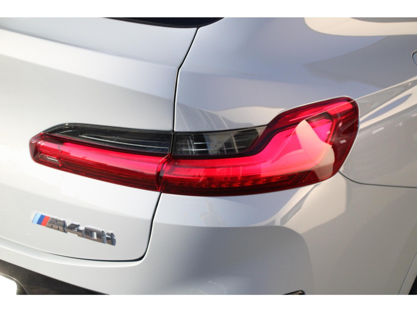 BMW X4 M40i High Executive — foto 35 van 48