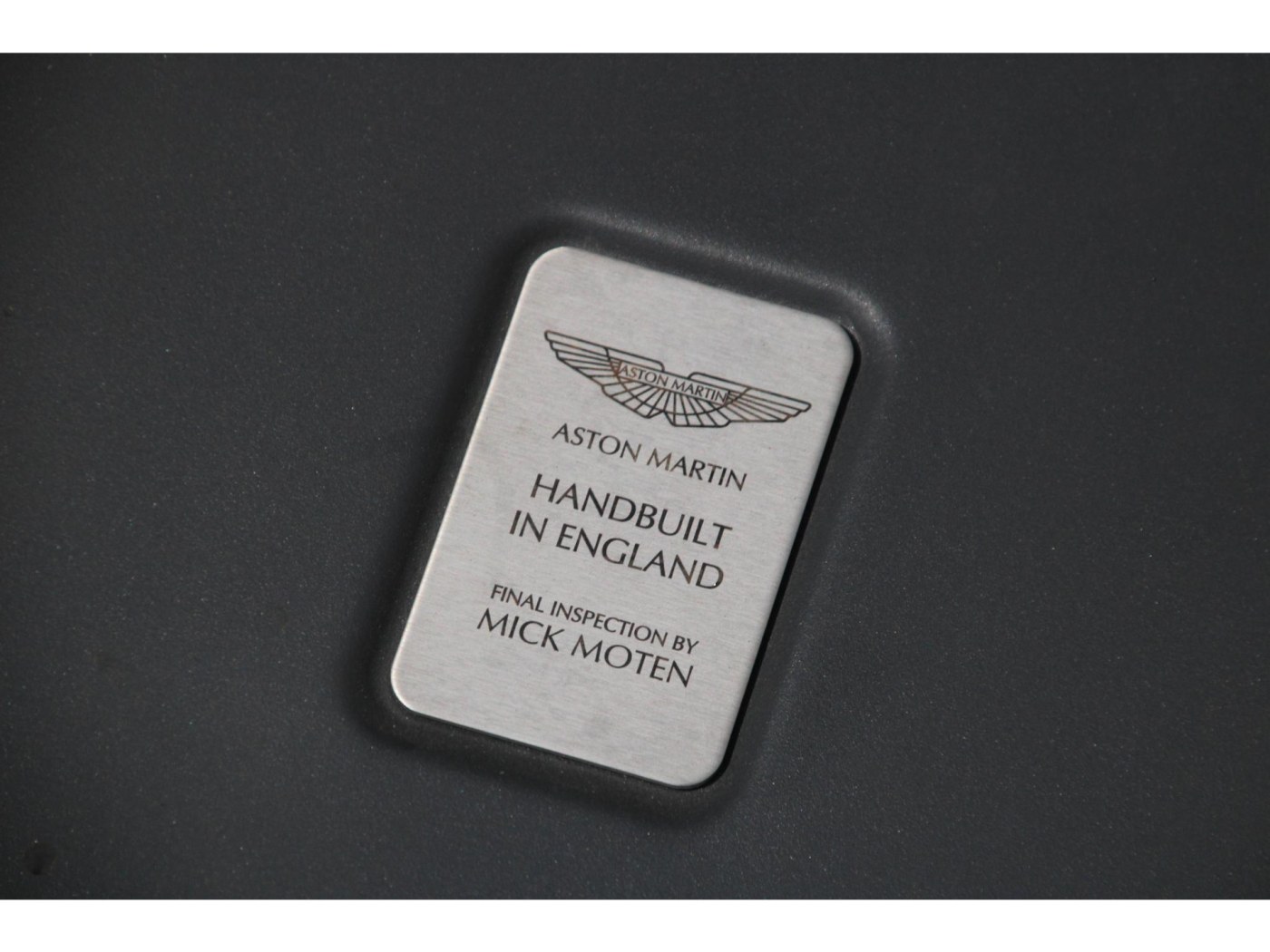 Aston Martin V8 Vantage — foto 14 van 45