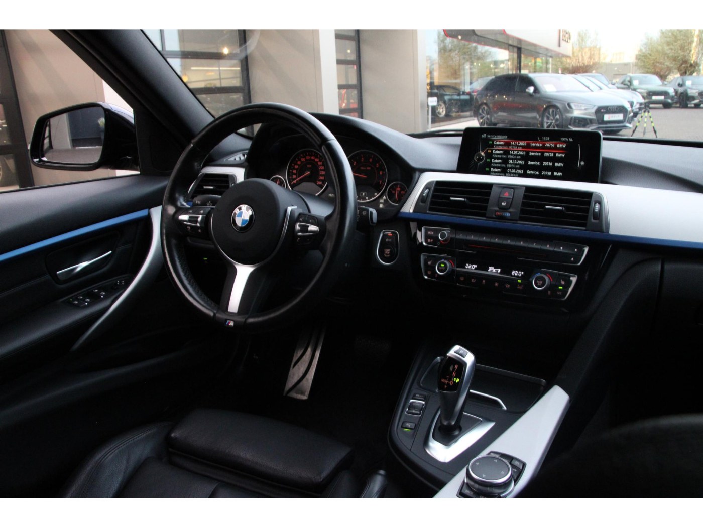 BMW 3-serie Touring 340i xDrive M-Sport — foto 29 van 35