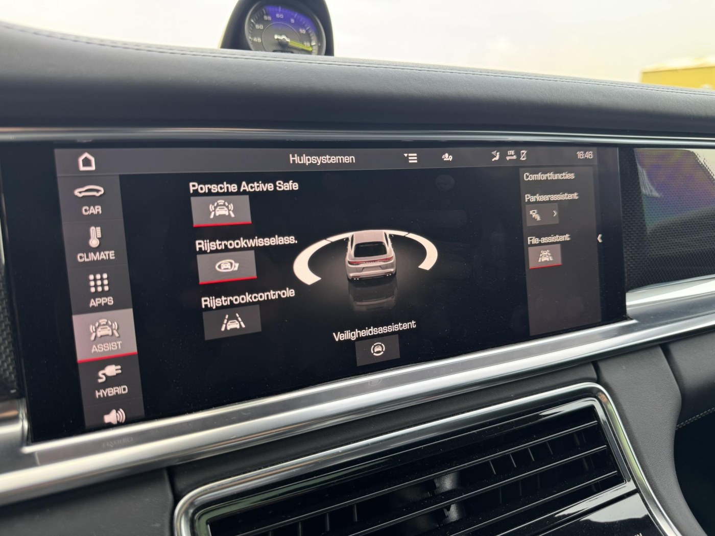 Porsche Panamera ST 4S E-Hybrid — foto 39 van 59