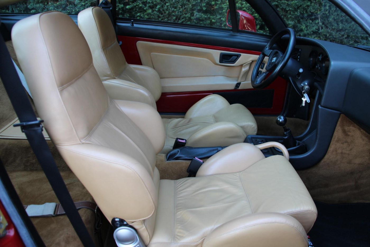 Alfa Romeo SZ Coupé — foto 28 van 43