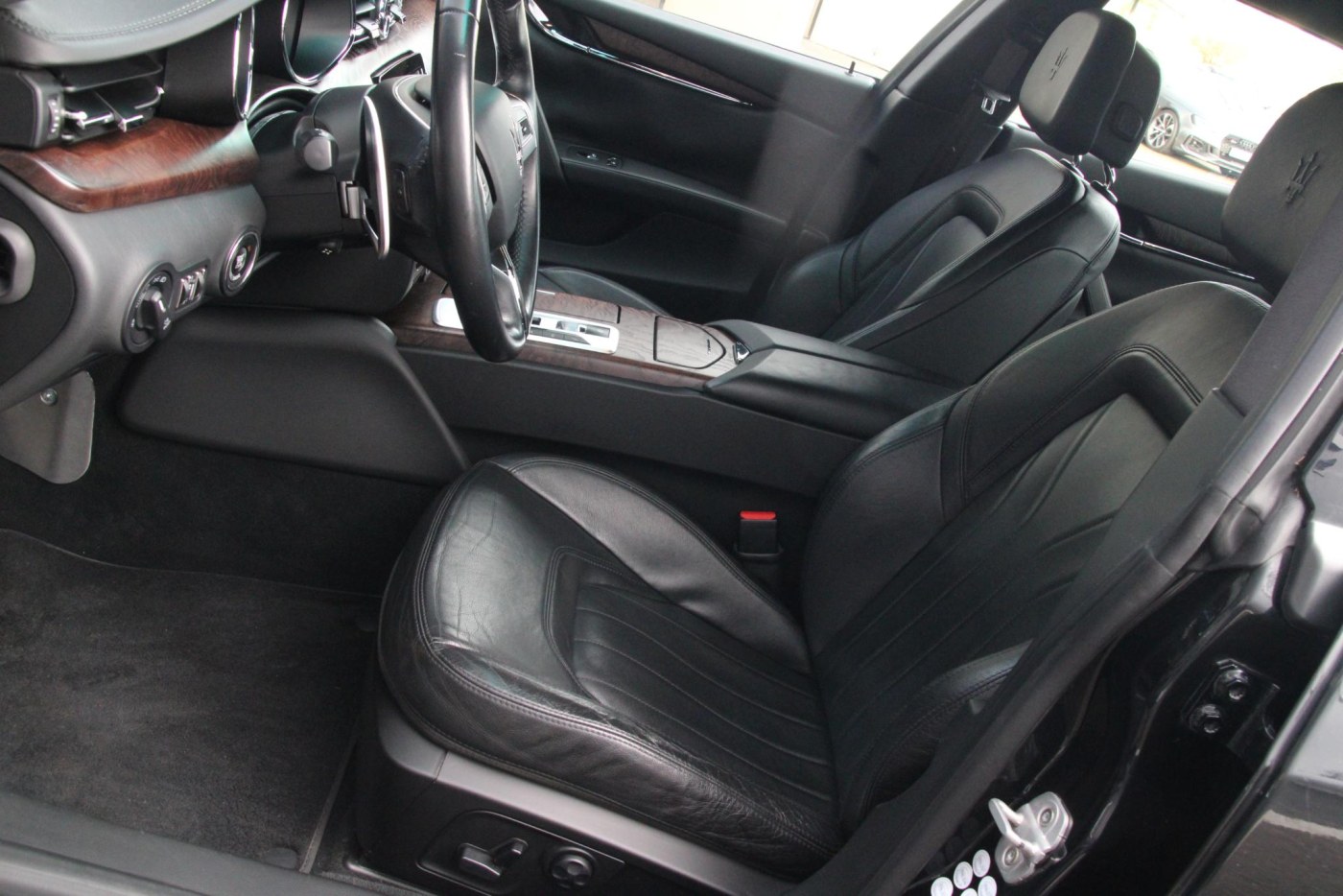 Maserati Quattroporte 3.8 V8 GTS — foto 27 van 48