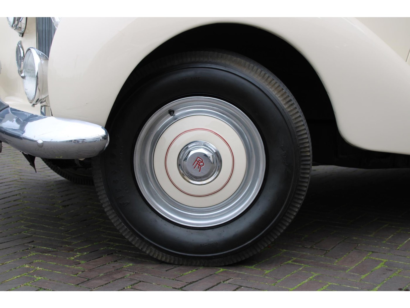 Rolls-Royce Silver Dawn 4.6 6-cilinder — foto 9 van 20