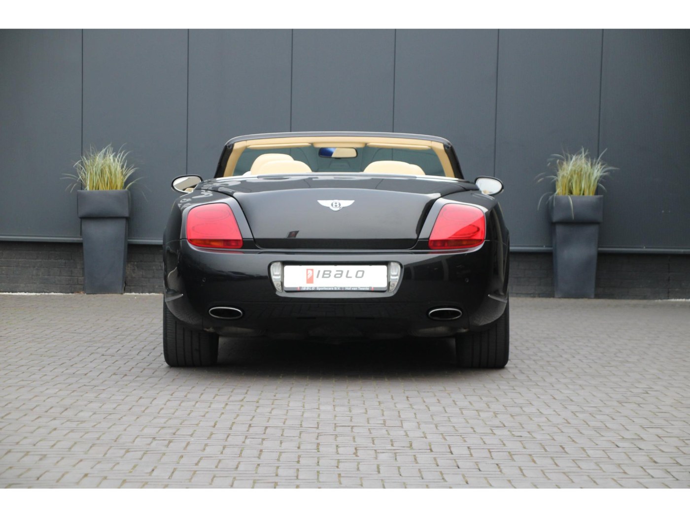 Bentley Continental GTC W12 560pk — foto 54 van 57