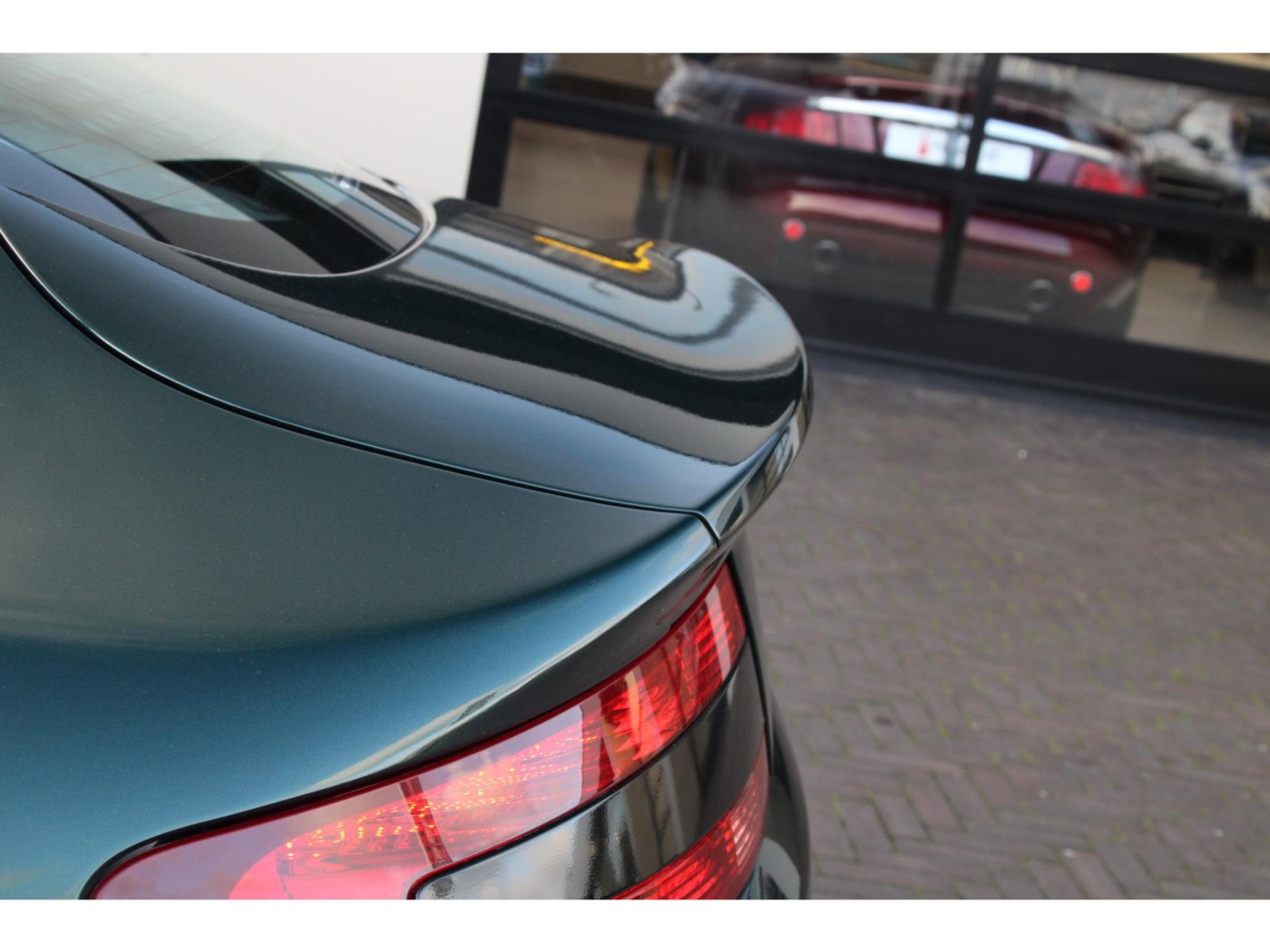 Aston Martin V8 Vantage — foto 33 van 42