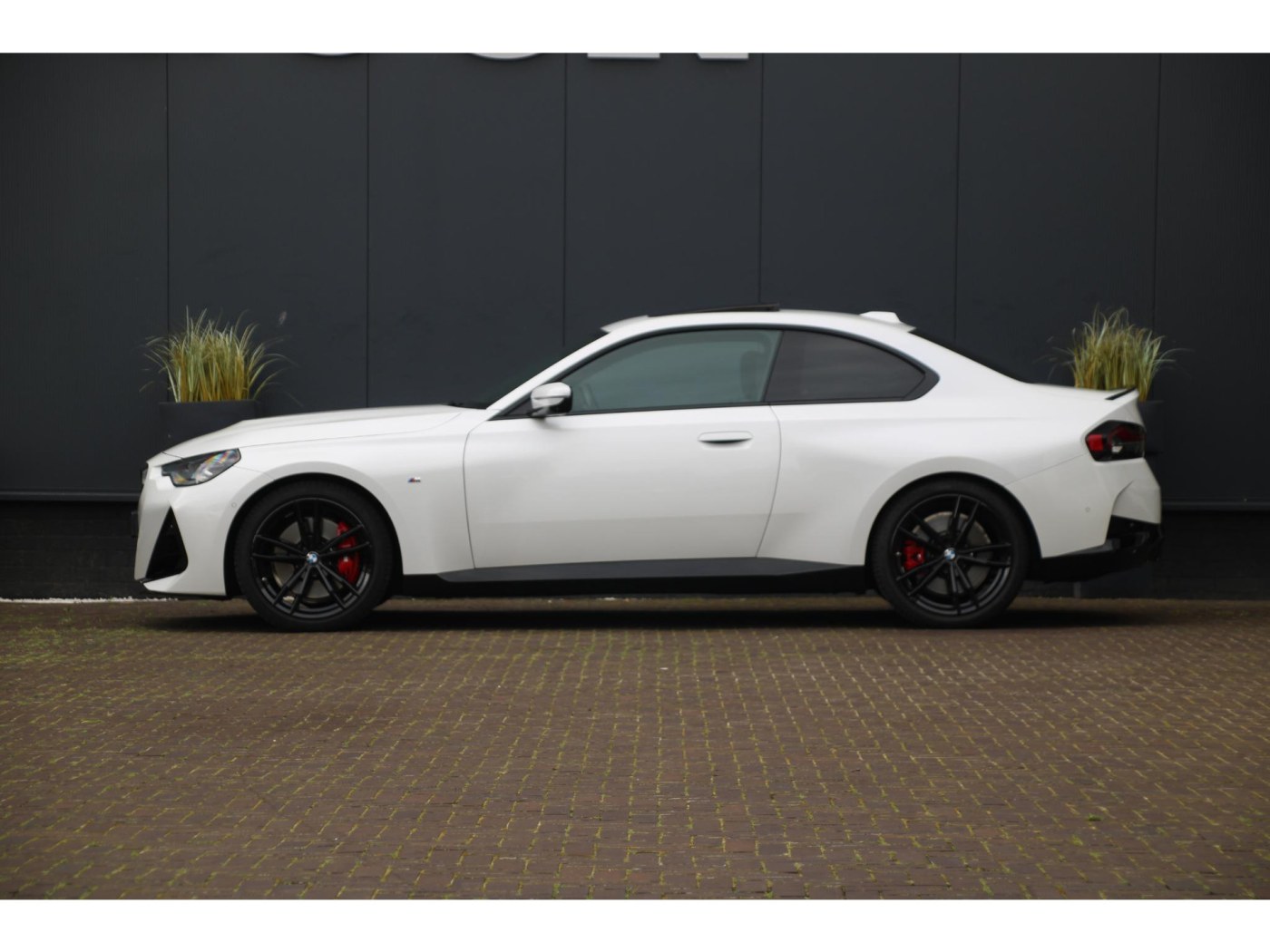 BMW 2-serie Coupé 220i | M-Sport Pro | Schuifdak | Harman/Kardon | — foto 11 van 32