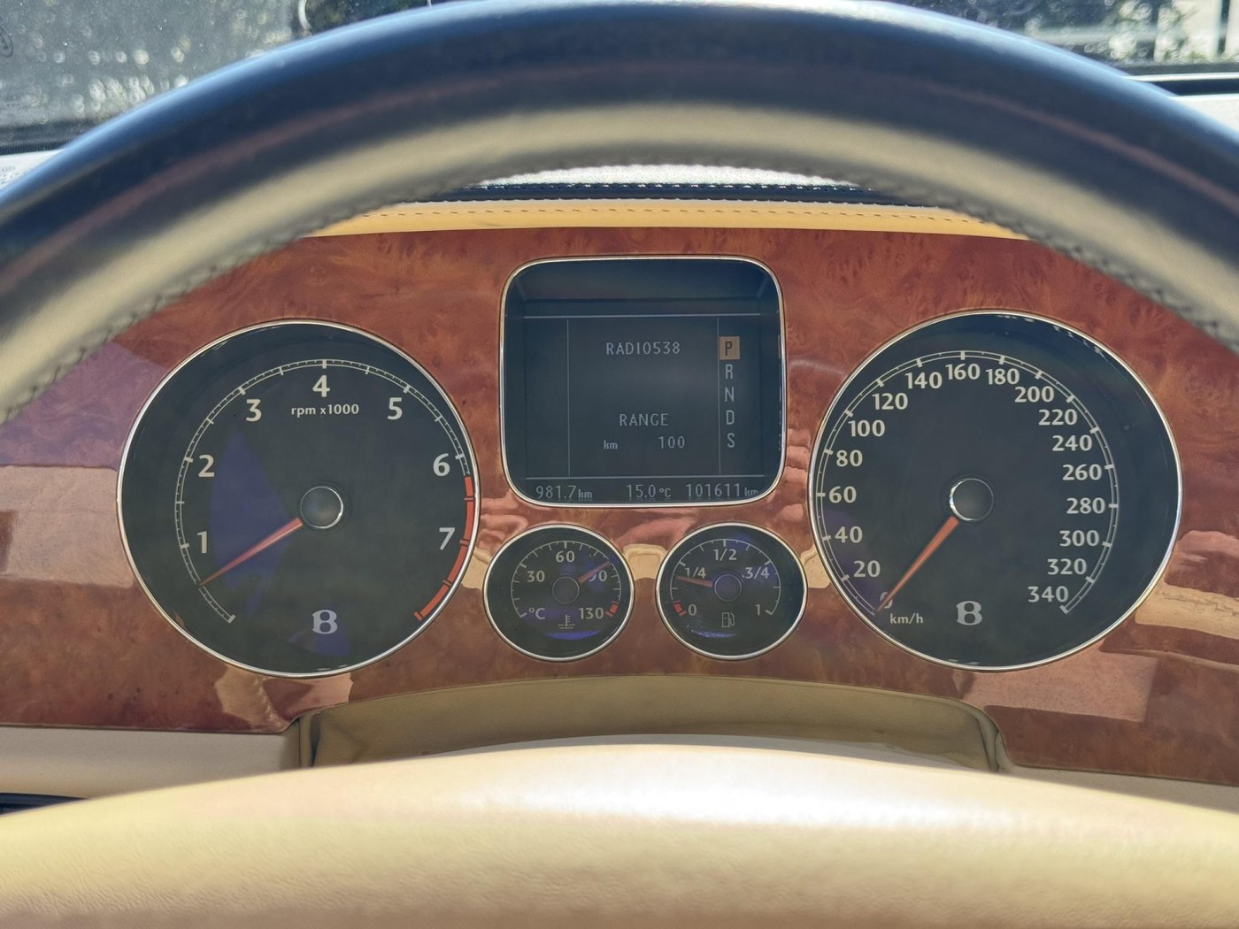 Bentley Continental GTC W12 560pk — foto 5 van 57