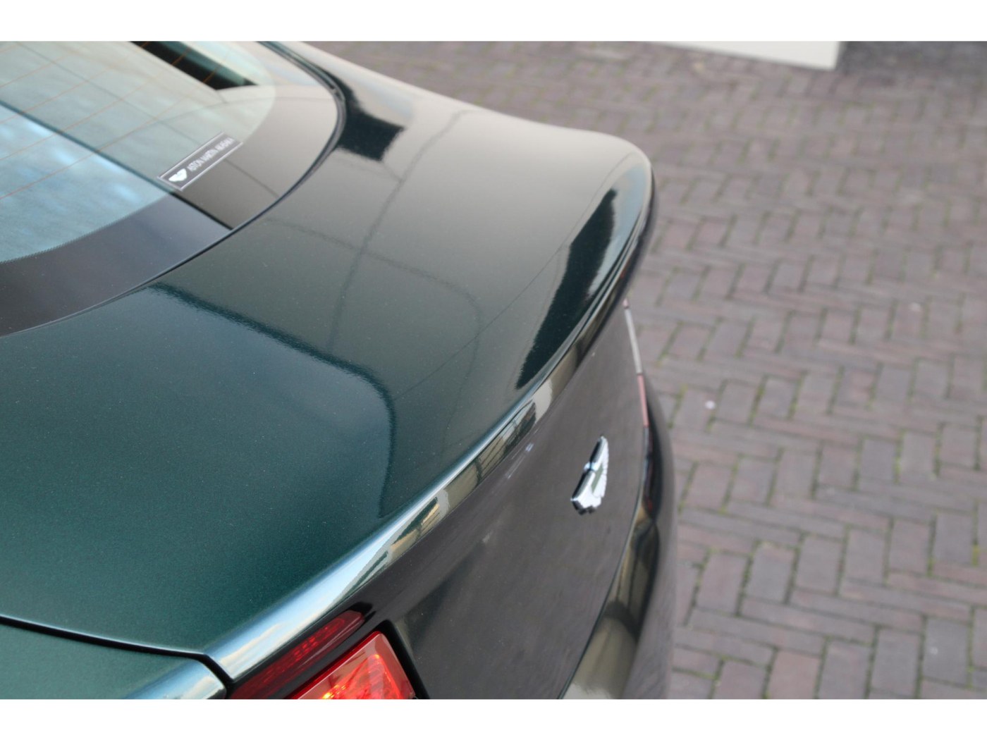 Aston Martin V8 Vantage — foto 32 van 42
