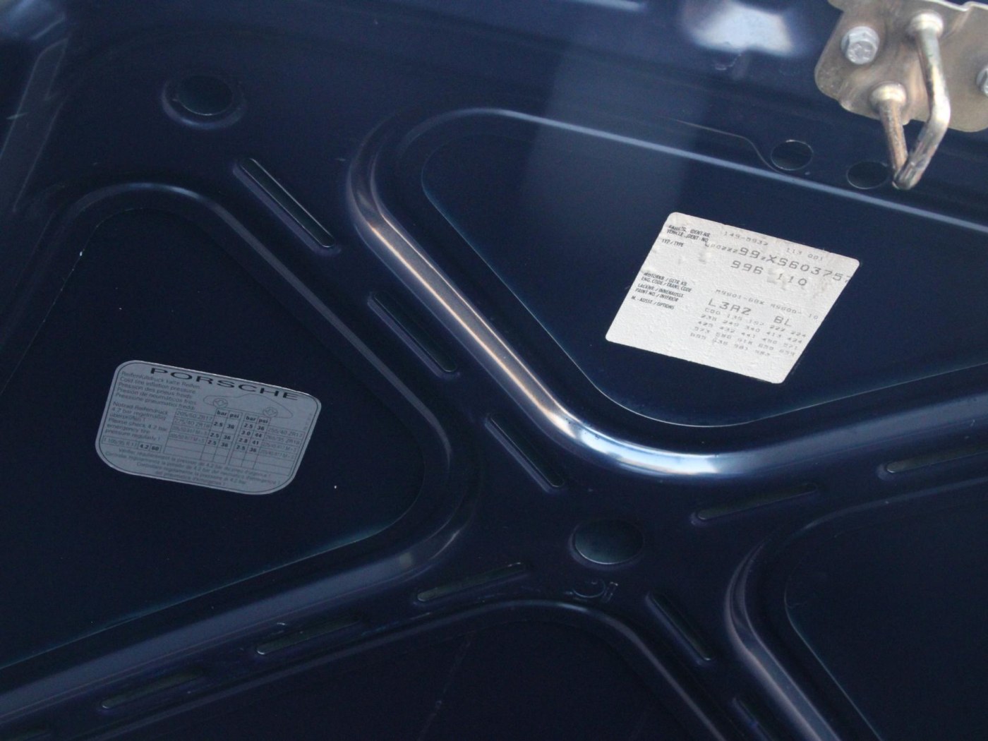 Porsche 911 3.4 Coupé Carrera (996) — foto 9 van 32