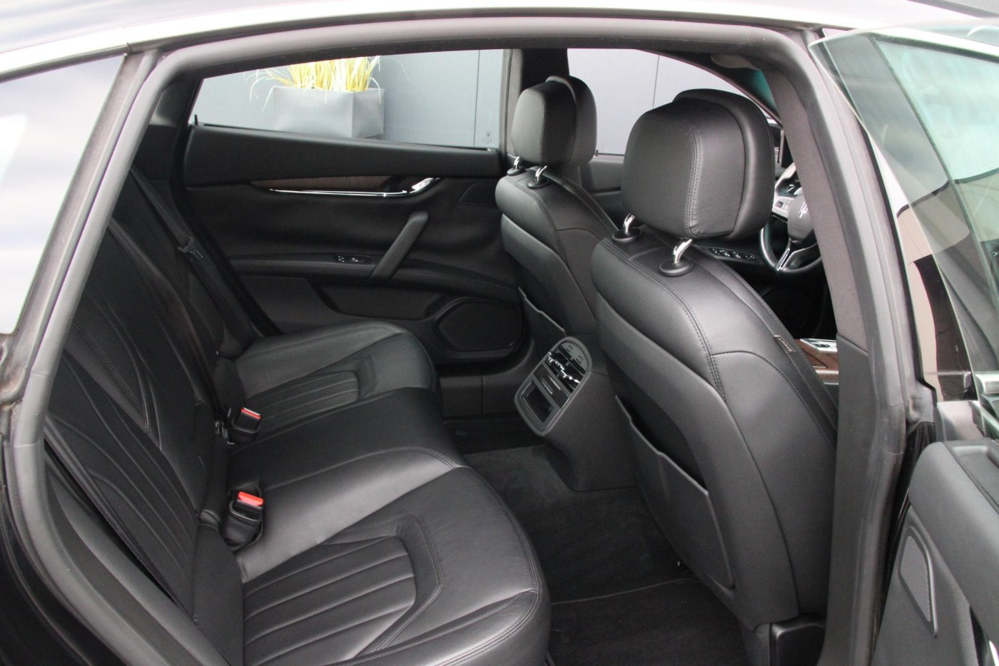 Maserati Quattroporte 3.8 V8 GTS — foto 21 van 48