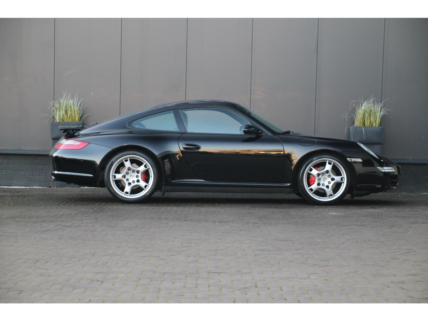 Porsche 911 3.6 Carrera 4 — foto 23 van 38