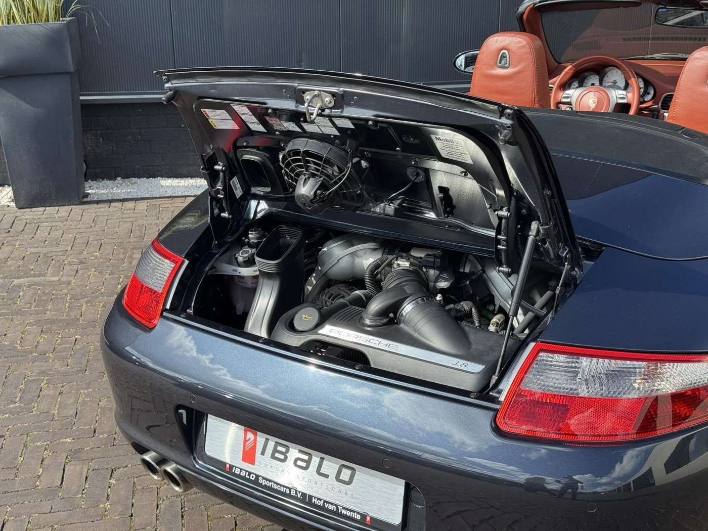 Porsche 911 Carrera 4S Cabrio | BTW | PCCM+ | Youngtimer | — foto 29 van 39