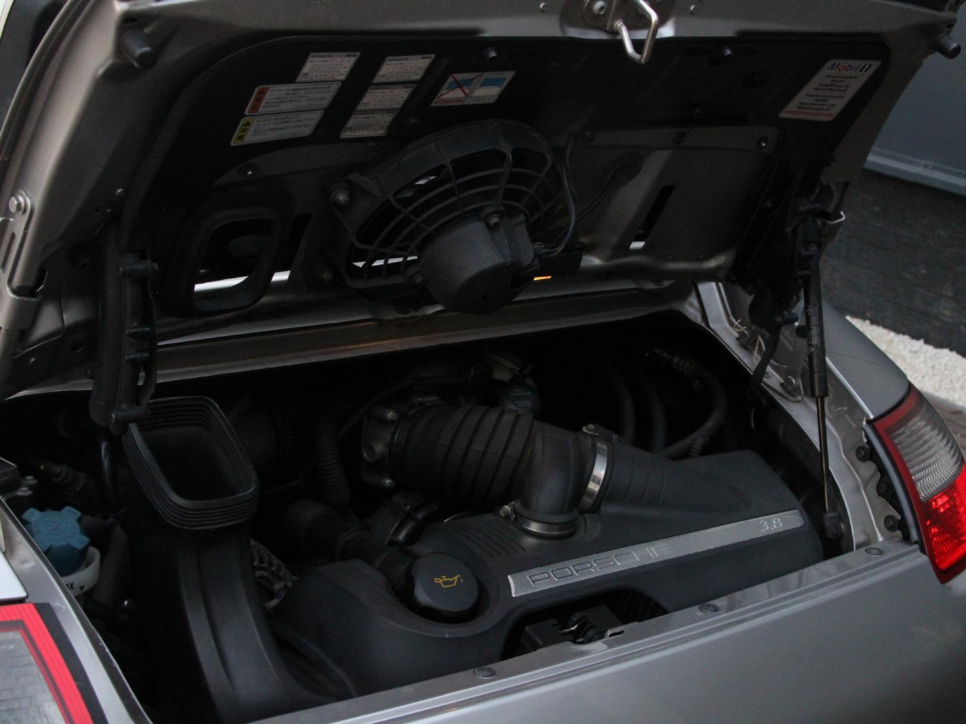 Porsche 911 3.8 Carrera S (997) 355pk — foto 37 van 43