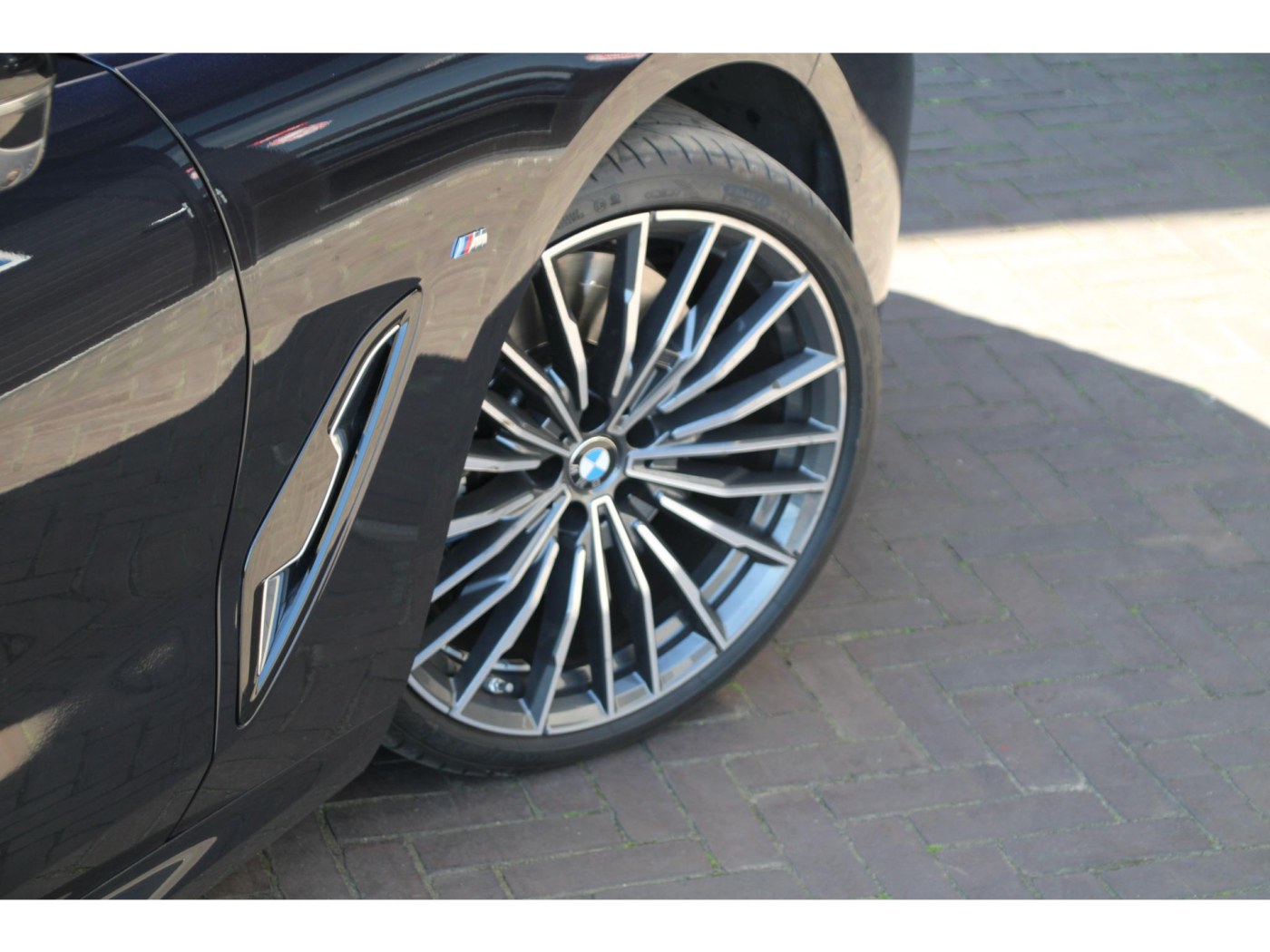 BMW 8-serie 840i M-Sport — foto 34 van 51