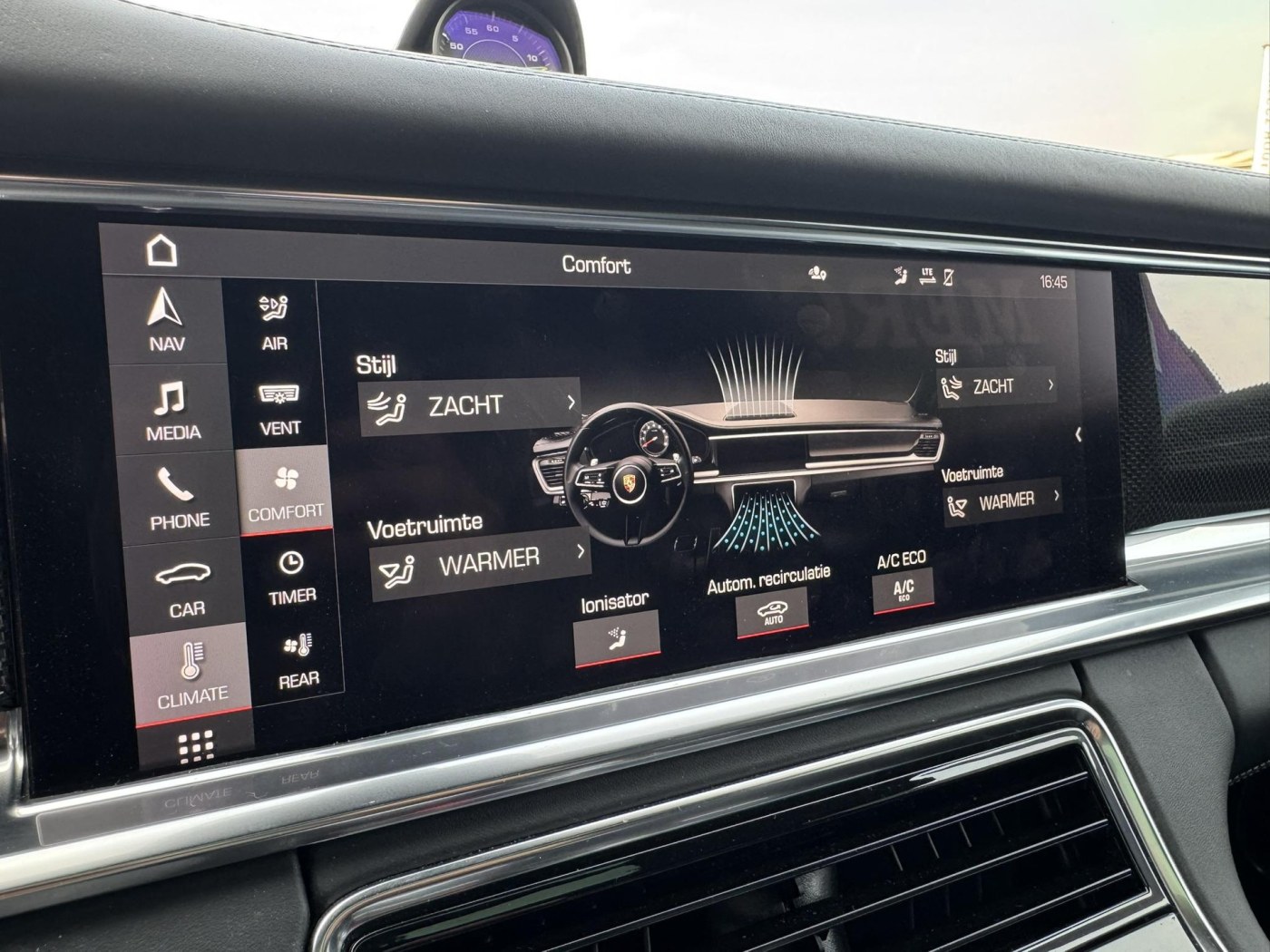 Porsche Panamera ST 4S E-Hybrid — foto 35 van 59